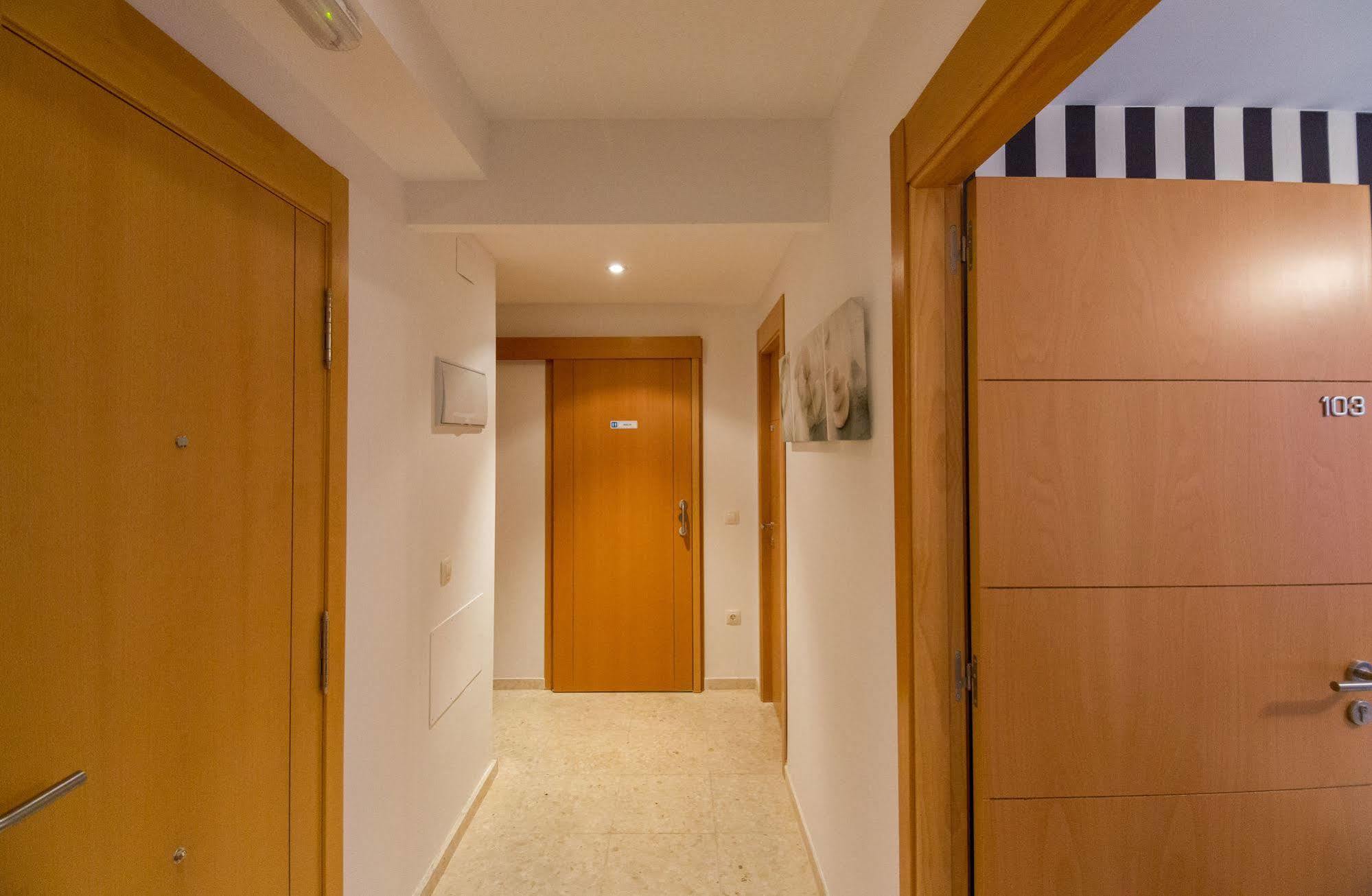 Habitaciones Barra89 Valencia Exteriör bild